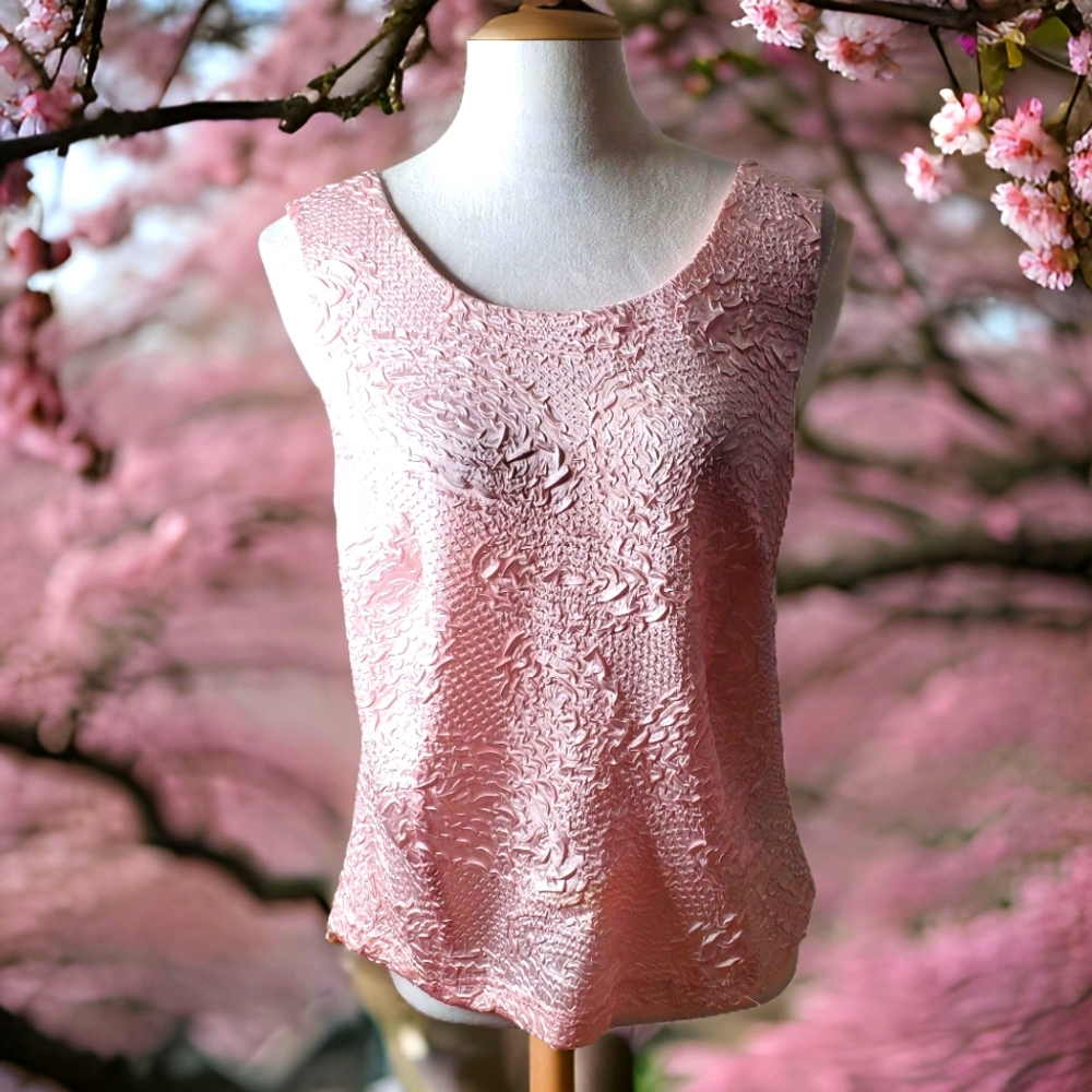 Sheri Martin New York Woman Vintage Blush Pink Crinkle Cut Top